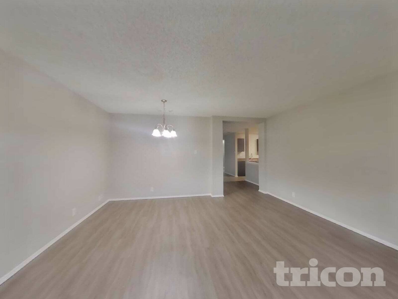 Building Photo - 6850 Misty Field Dr