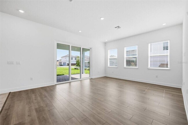 Building Photo - 10085 Ballast Dr