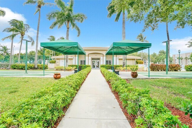 Building Photo - 9537 Weldon Cir