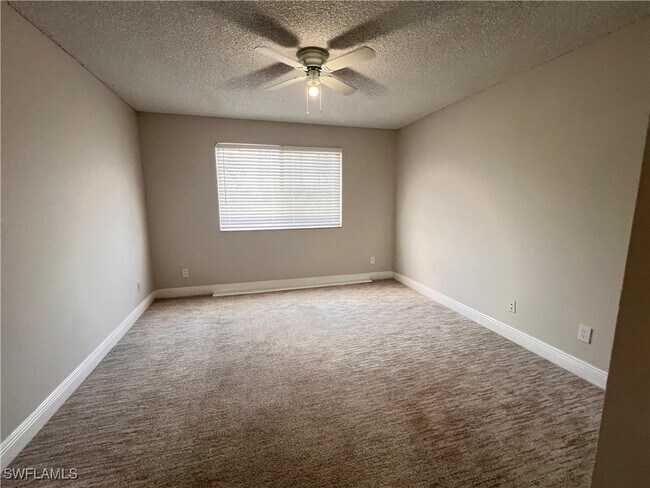 Building Photo - 1240 Wildwood Lakes Blvd