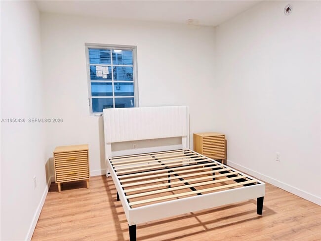 Building Photo - 1525 Euclid Ave