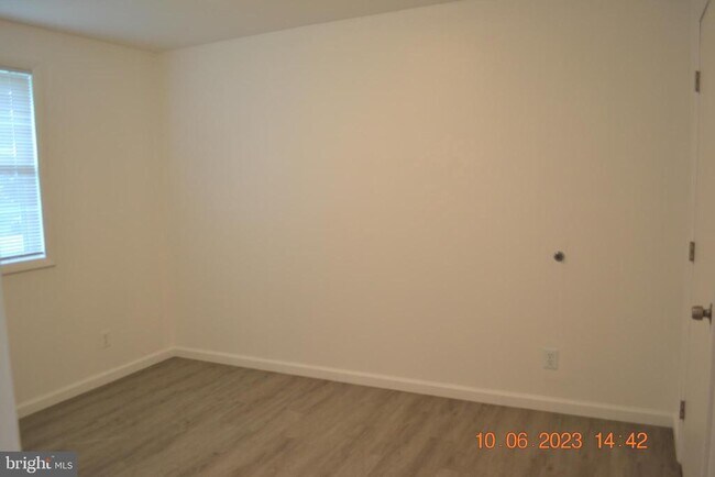 Building Photo - 1407 Gordon Dr