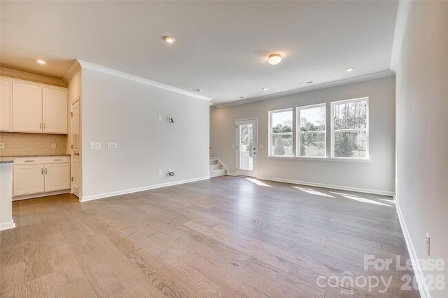Building Photo - 229 Brks Spgs Dr