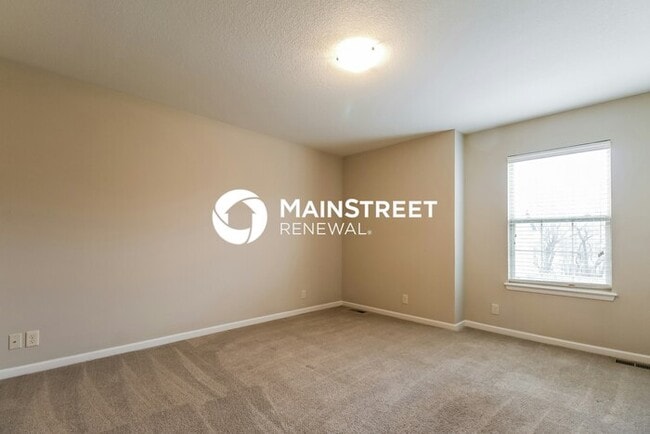 Building Photo - 4 Bedroom Pet-Friendly Home in Grain Valle...