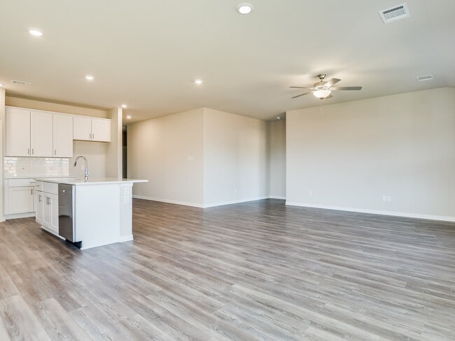 Building Photo - 2128 Proteus Dr