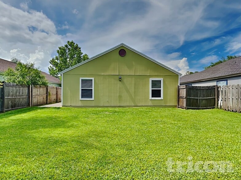 Building Photo - 3099 Wavering Ln