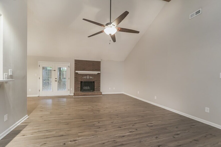 Building Photo - 7317 Rockwood Forest Ln