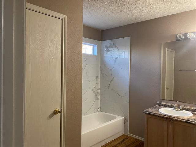 Building Photo - 4211 Falcon Dr