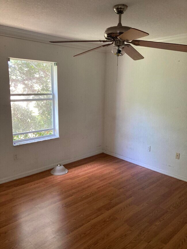 Building Photo - 1098 Winding Rose Way