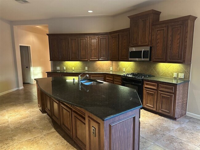 Building Photo - 2922 Firewalk Trace