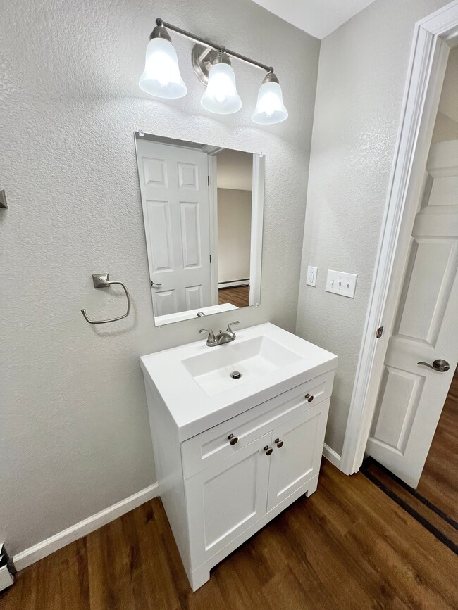 Bathroom 2 - Table Mountain Townhomes
