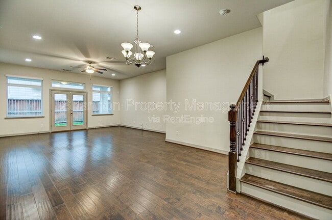 Building Photo - 5941 Kansas St