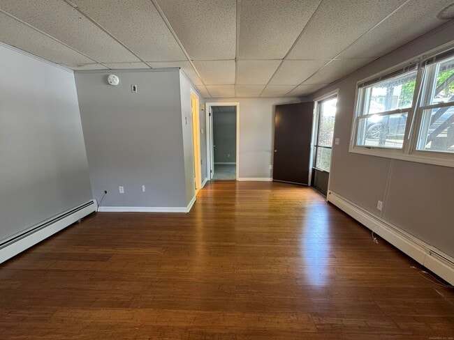 Building Photo - 1370 Highland Ave