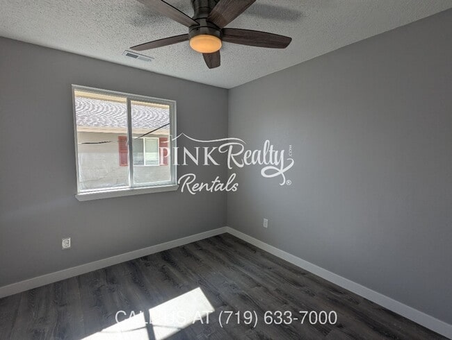 Building Photo - 4435 Hunting Meadows Cir