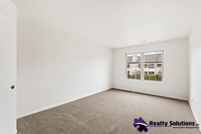 Building Photo - 454 Atlanta Court