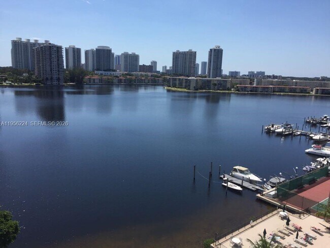 Building Photo - 2780 NE 183rd St