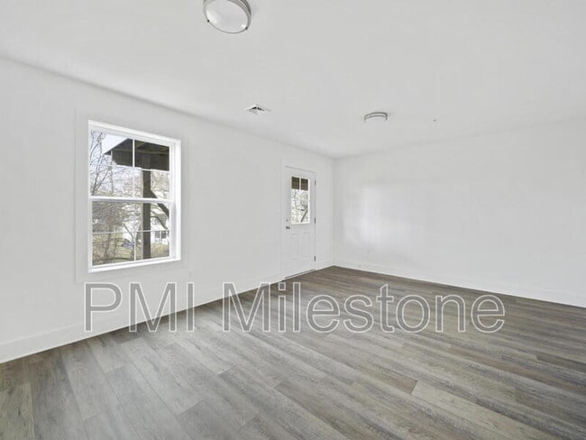 Building Photo - 11089 Gopher Dr N