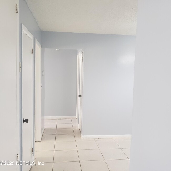 Building Photo - 7861 Austin Rd