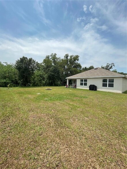 Building Photo - 5504 Raymond Way