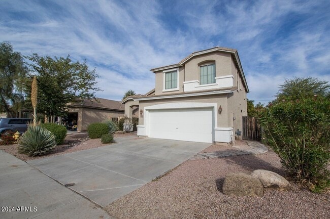 Building Photo - 3690 E Janelle Ct