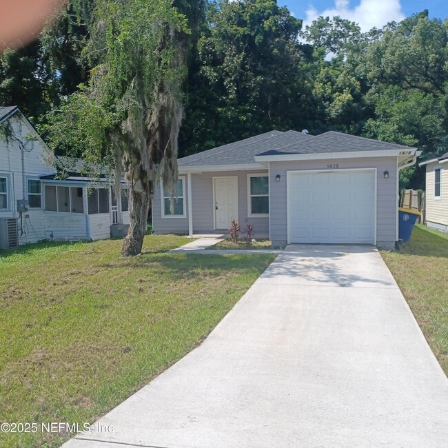 Primary Photo - 5828 Harris Ave