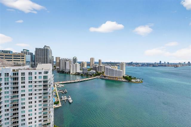 Building Photo - 1155 Brickell Bay Dr