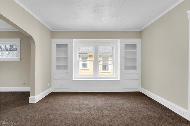 Building Photo - 977 Yellowstone Rd