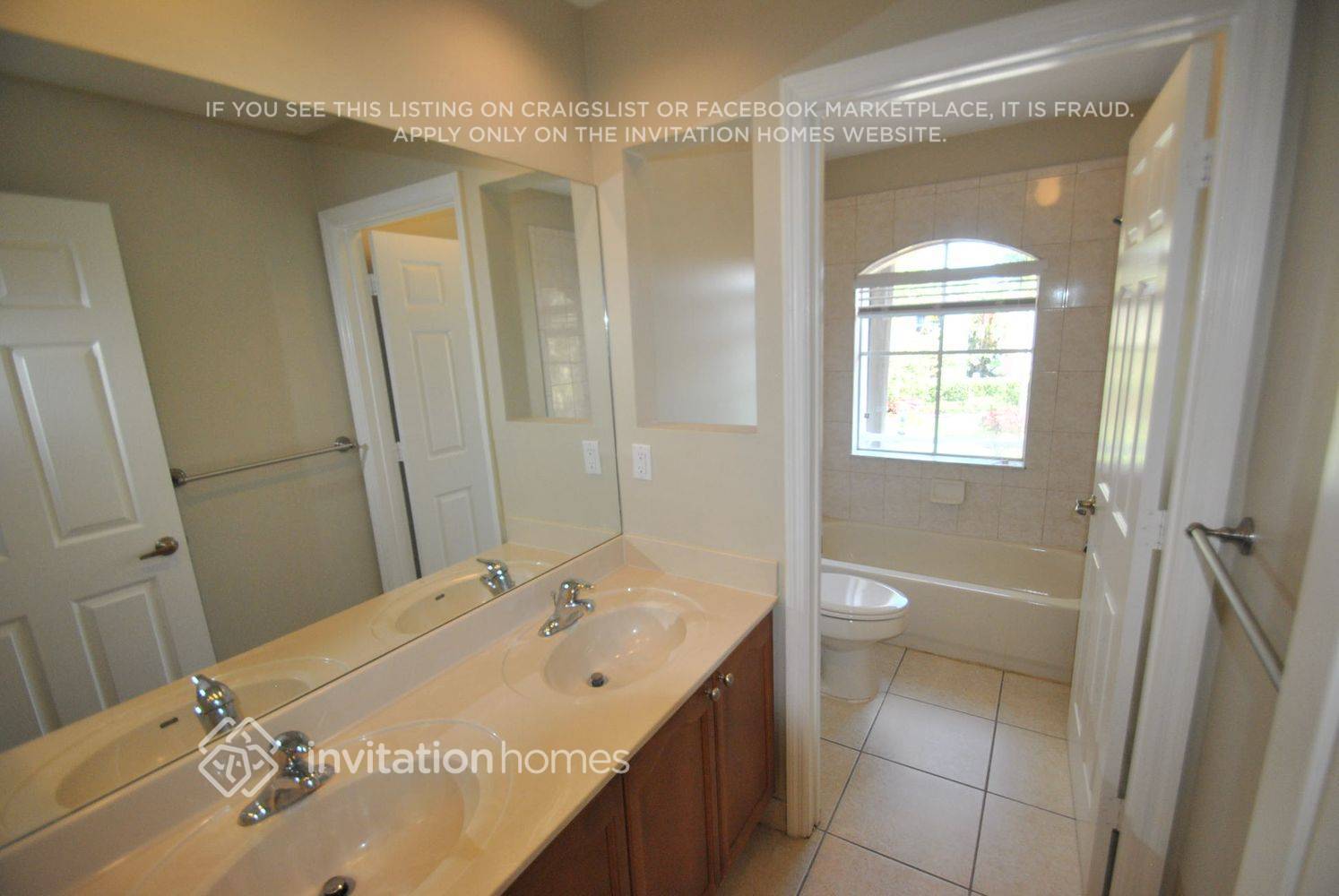 Building Photo - 4238 Lake Tahoe Cir
