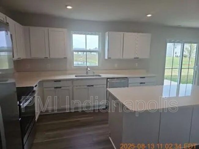 Building Photo - 1854 Cascades Dr