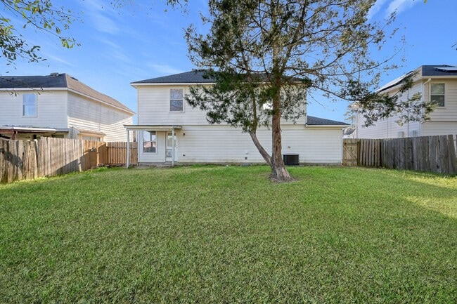 Building Photo - 13952 Buckskin Dr