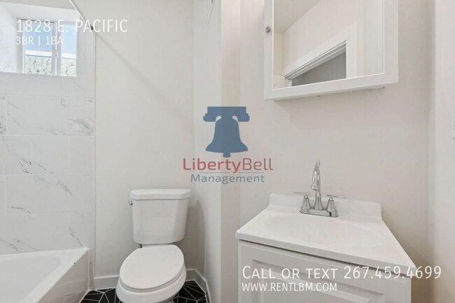 Building Photo - 1828 E. PACIFIC-