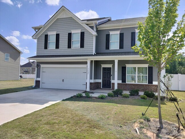 Building Photo - New Home on Old Barn Rd.