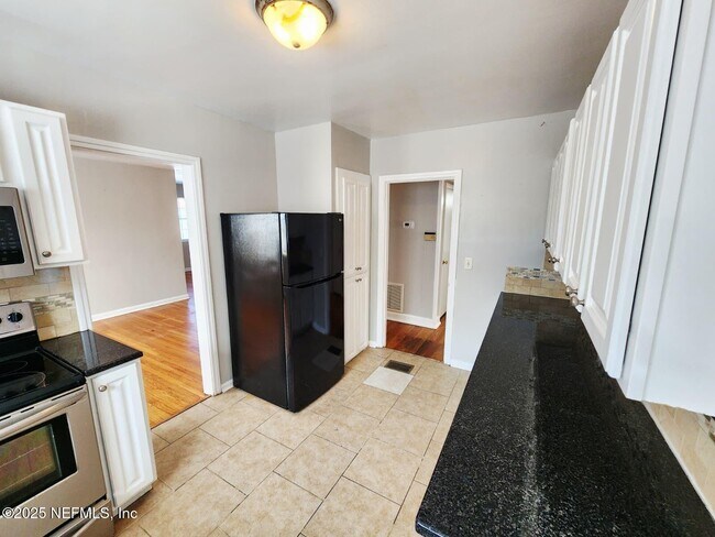 Building Photo - 3116 Belden Cir