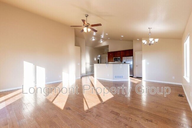 Building Photo - 2650 Bridle Dr