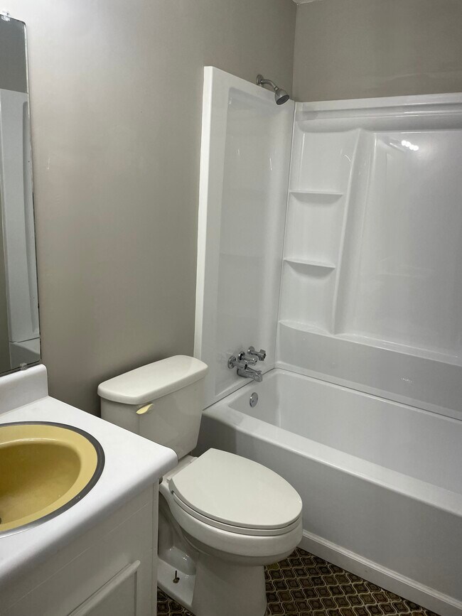 Clean and updated bathroom in Master - 106 Henry St