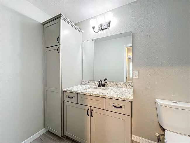 Building Photo - 7091 Tamarind Way