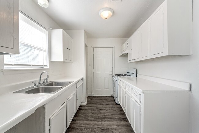 Building Photo - 3348 Scotch Moss Ln