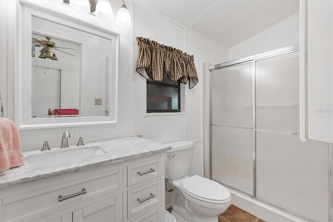 Building Photo - 732 Royal Palm Ave