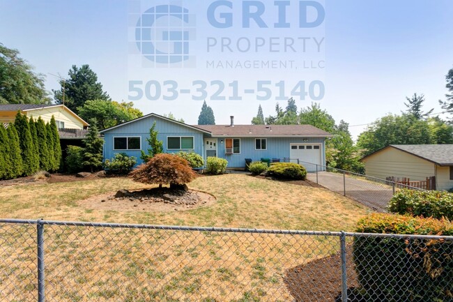 Building Photo - 3 Bedroom Ranch in Milwaukie