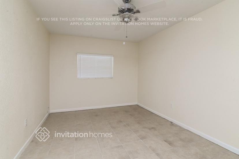 Building Photo - 10771 63rd Ave N