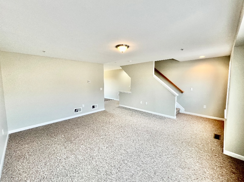 Building Photo - 123 High Pointe Dr