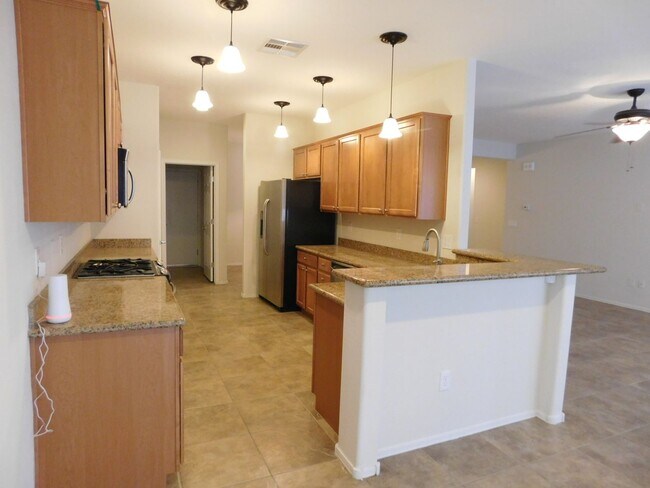 Building Photo - GORGEOUS HOME IN SUN CITY ALIANTE*AGE RESTRICTED COMMUNITY*3 LARGE BEDROOMS*OPEN FLOORPLAN*