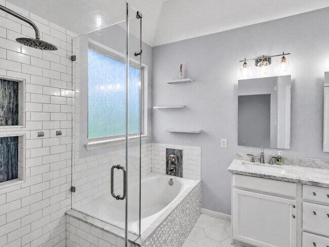 Building Photo - 19111 W Windhaven Terrace Trail