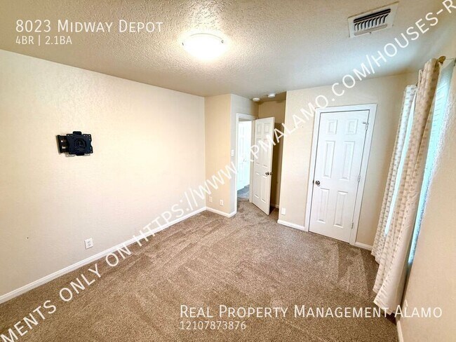 Building Photo - 8023 Midway Depot