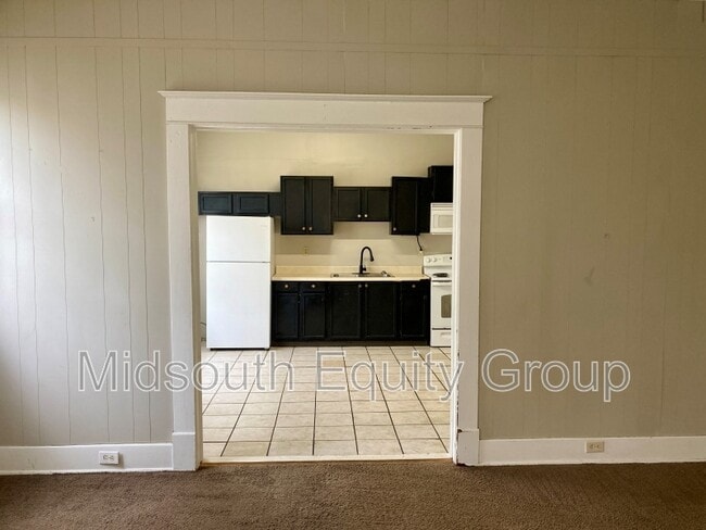 Building Photo - 538 Tucker St