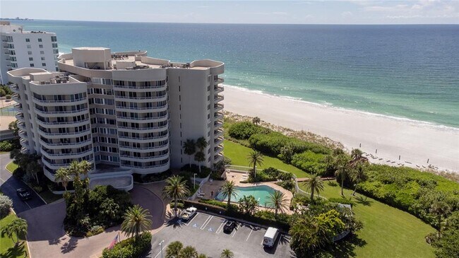 Building Photo - 775 Longboat Club Rd