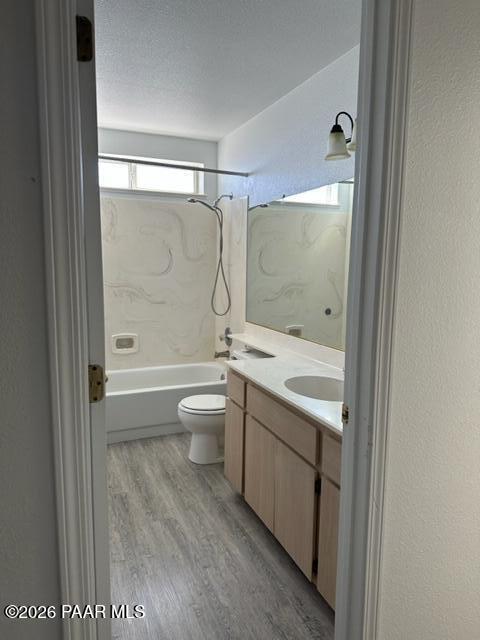 Building Photo - 3349 N Yavapai Rd E