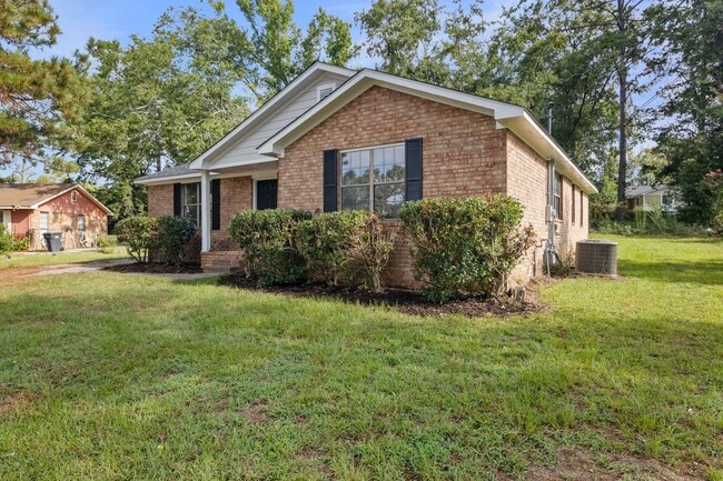 Building Photo - 3919 Wexford Ct