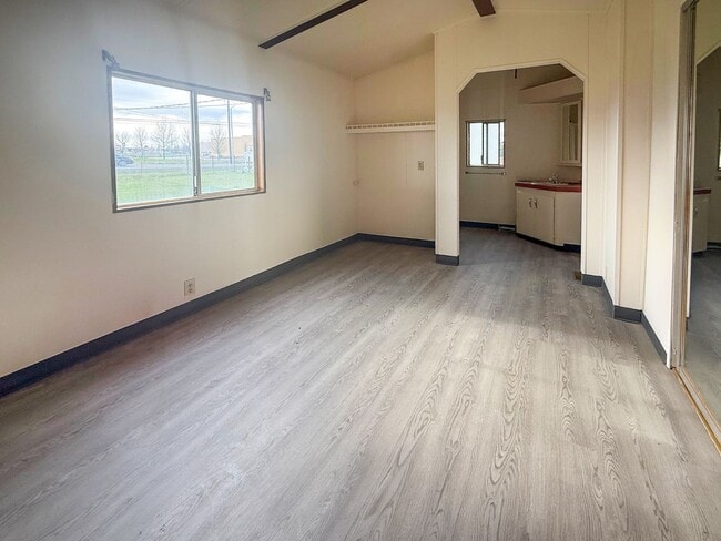 Building Photo - Cozy 2 Bed, 2 Bath Manufactured Home