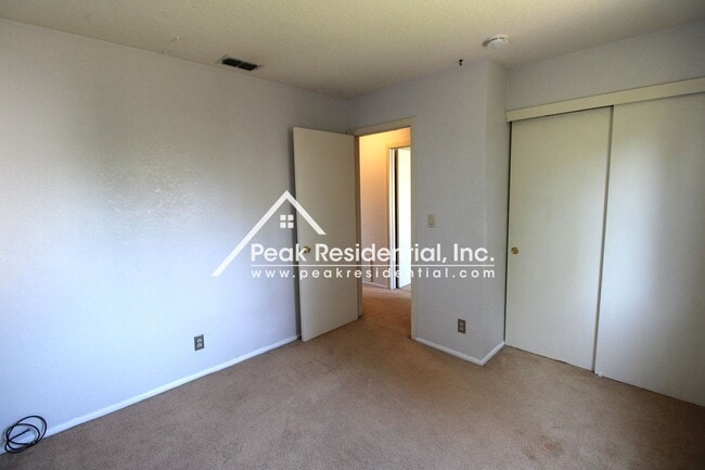 Building Photo - 3 br, 2.5 bath House - 7669 Windbridge Drive